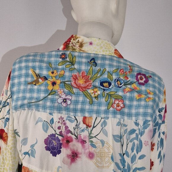 John Mark Women’s Shirt Top Embroidered Floral 3/4 Sleeve Button  Tunic  (9) - Picture 5 of 12